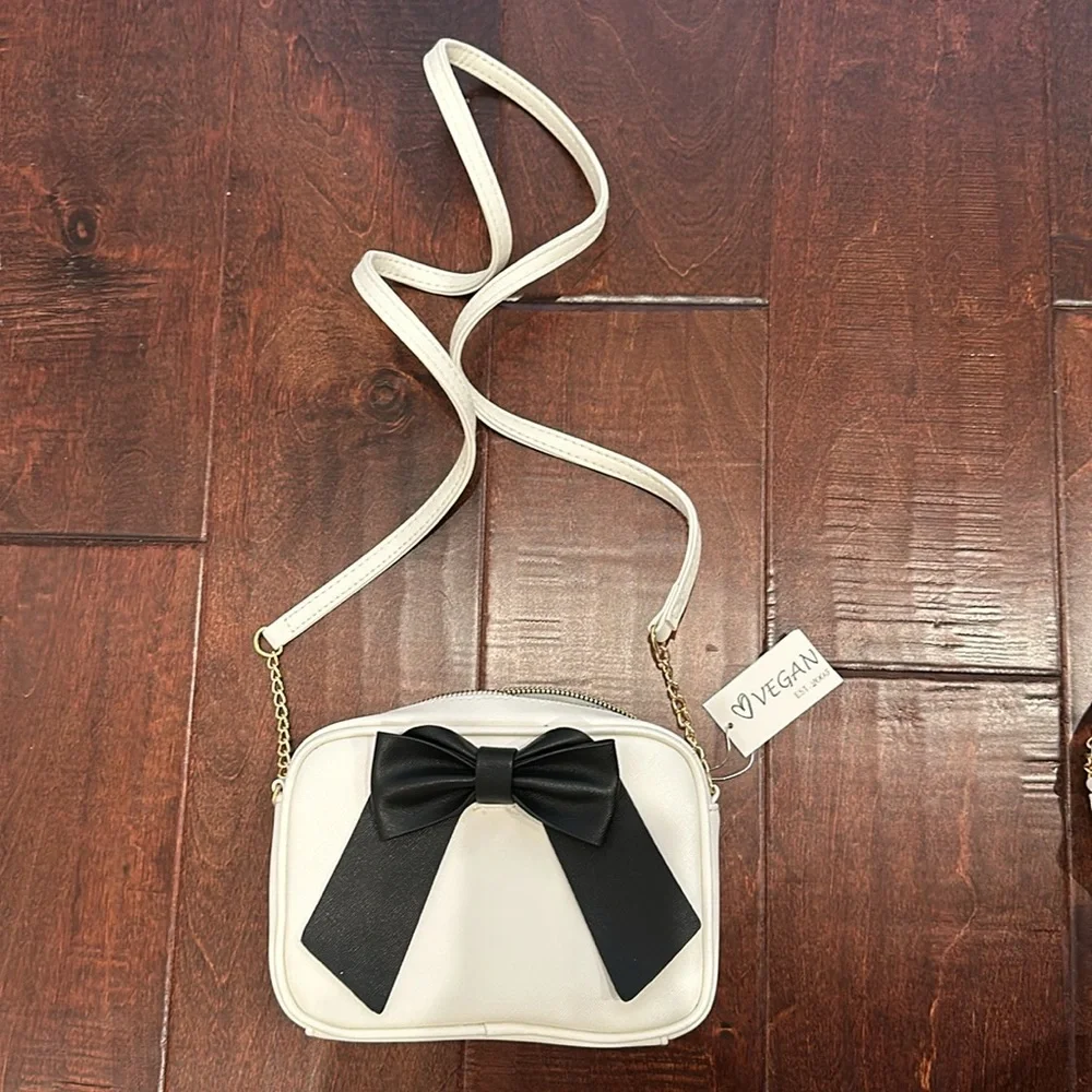 White Vegan Bow handbags